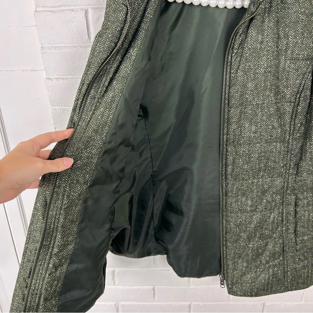 J.Jill Lightweight Green Herringbone Zip Front Puffer Vest Size M